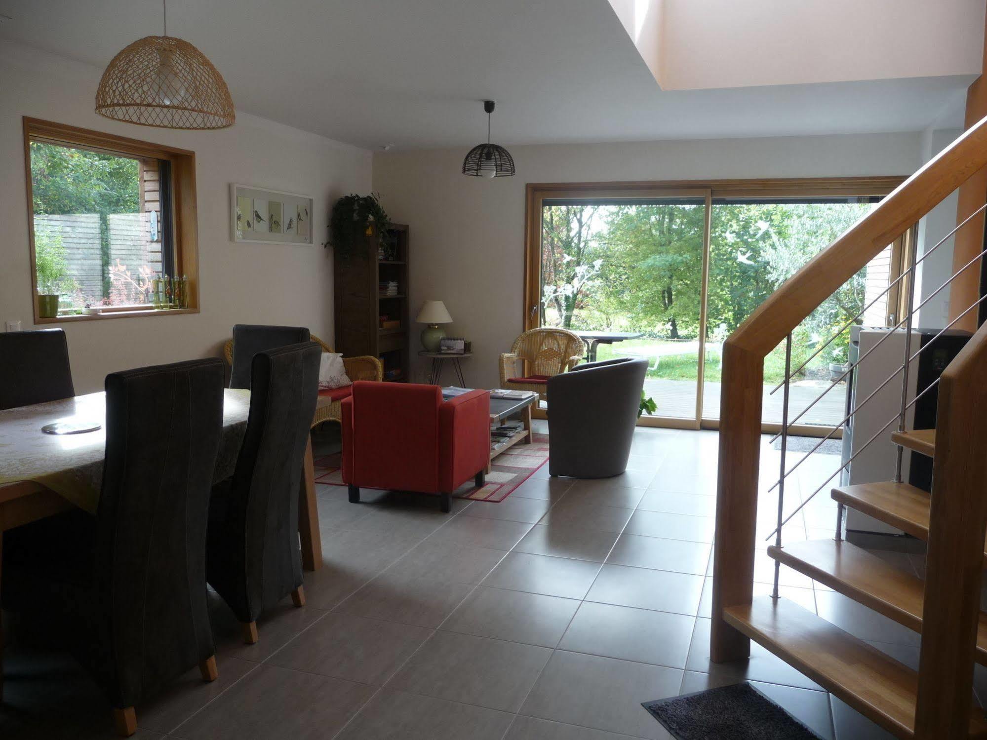 Le Jardin Aux Oiseaux Bed & Breakfast Ferel Exterior photo